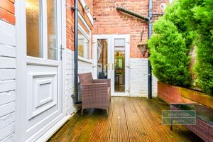 Photo 1- click for photo gallery